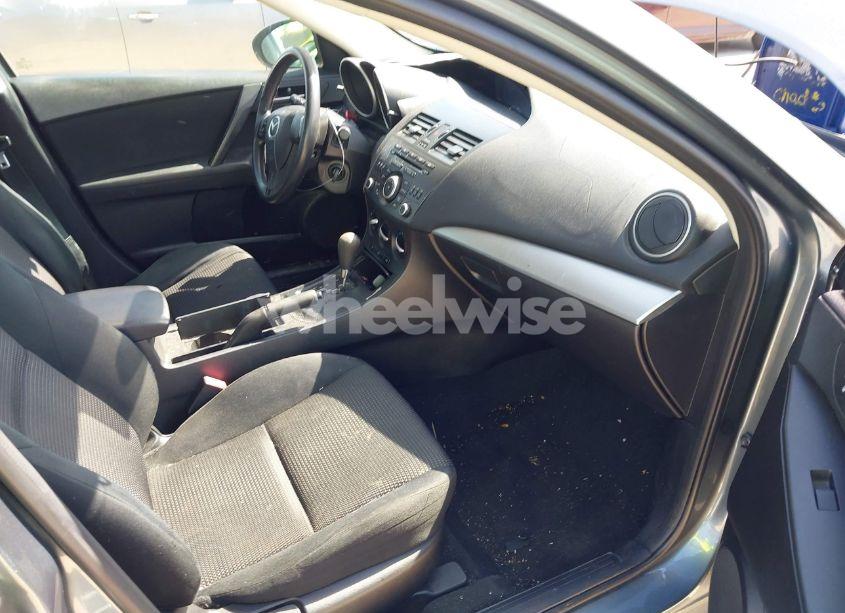 Photo 5 of 2012 Mazda Mazda3 I SPORT (VIN JM1BL1UG8C1596292)