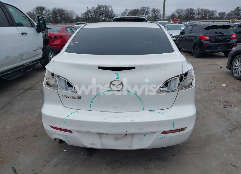 Photo 17 of 2012 Mazda Mazda3 I SPORT (VIN JM1BL1UG8C1597975)