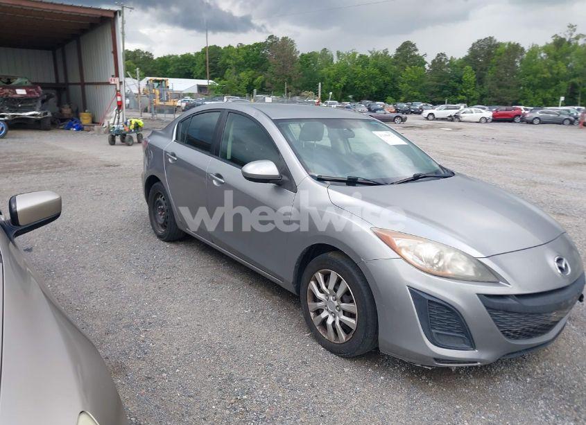2011 Mazda Mazda3 I SPORT (VIN JM1BL1UG9B1440342) main photo
