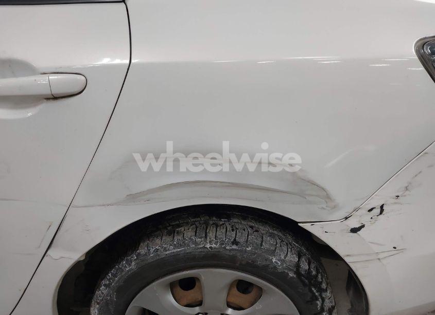 Photo 6 of 2011 Mazda Mazda3 I SPORT (VIN JM1BL1UG9B1901393)