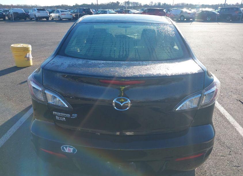 Photo 16 of 2012 Mazda Mazda3 I SPORT (VIN JM1BL1UG9C1554469)