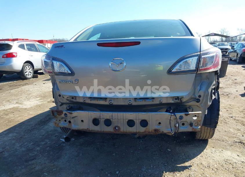 Photo 6 of 2012 Mazda Mazda3 I SPORT (VIN JM1BL1UG9C1586337)