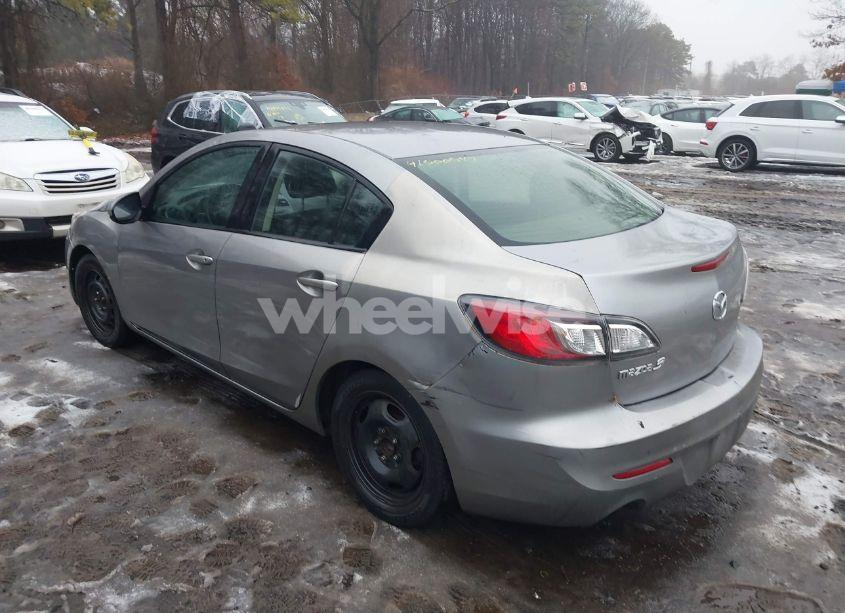 Photo 3 of 2012 Mazda Mazda3 I SPORT (VIN JM1BL1UG9C1690469)