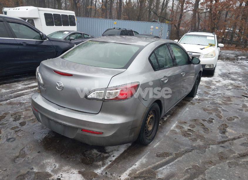 Photo 4 of 2012 Mazda Mazda3 I SPORT (VIN JM1BL1UG9C1690469)