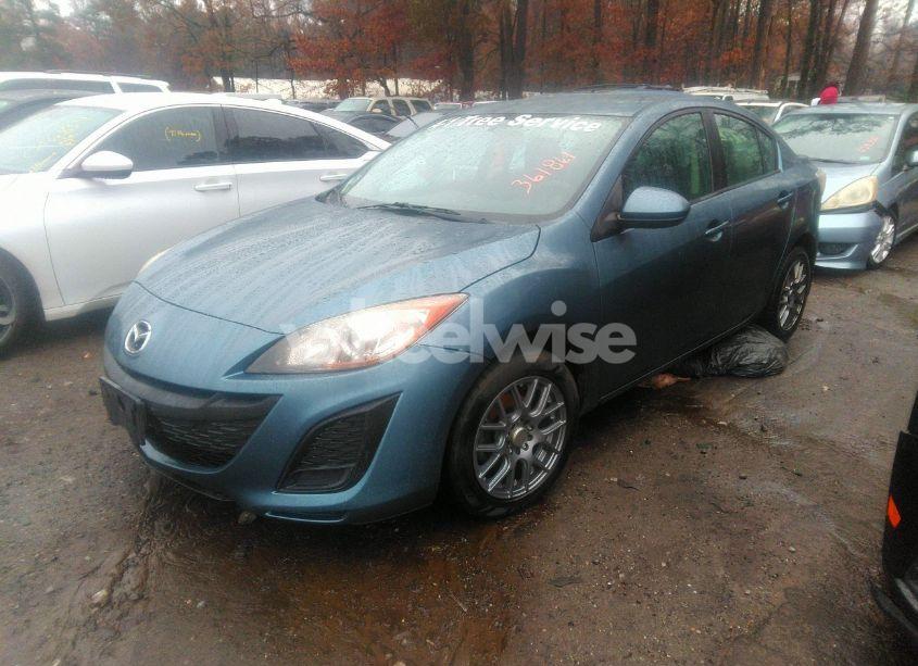 Photo 2 of 2011 Mazda Mazda3 I SPORT (VIN JM1BL1UGXB1361861)
