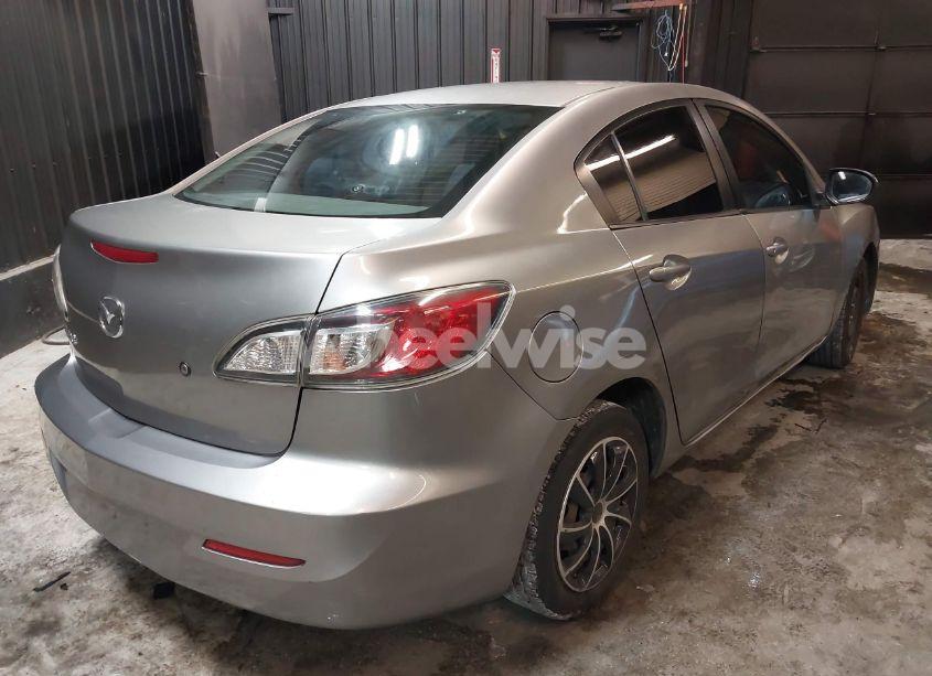 Photo 4 of 2012 Mazda Mazda3 I SPORT (VIN JM1BL1UGXC1506740)