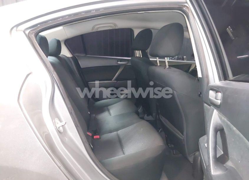 Photo 8 of 2012 Mazda Mazda3 I SPORT (VIN JM1BL1UGXC1506740)