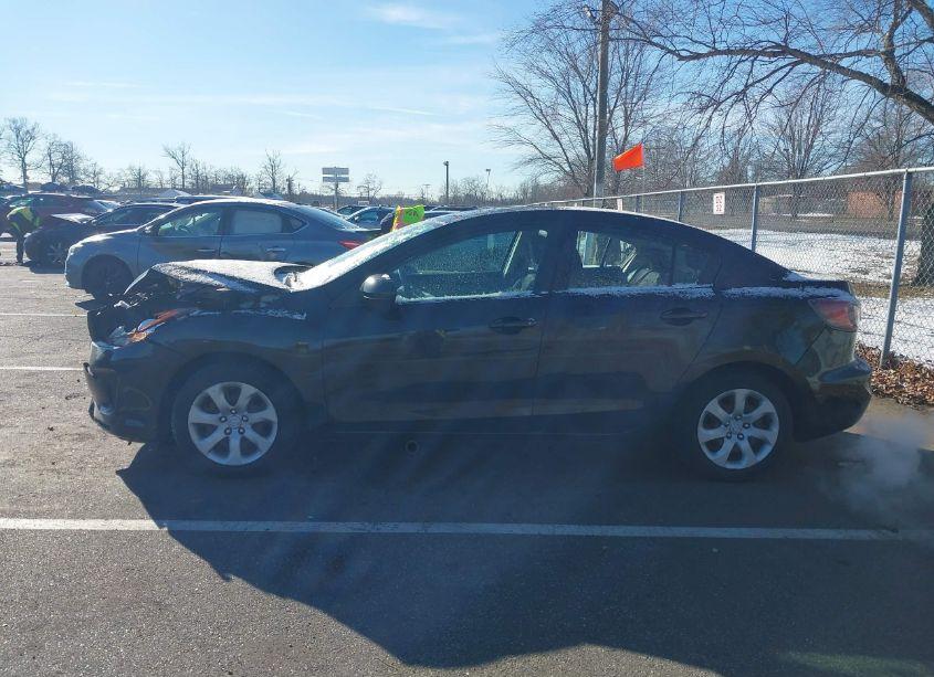 Photo 14 of 2012 Mazda Mazda3 I SPORT (VIN JM1BL1UGXC1507788)