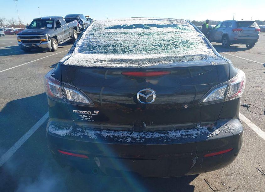 Photo 16 of 2012 Mazda Mazda3 I SPORT (VIN JM1BL1UGXC1507788)