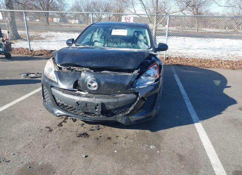 Photo 6 of 2012 Mazda Mazda3 I SPORT (VIN JM1BL1UGXC1507788)