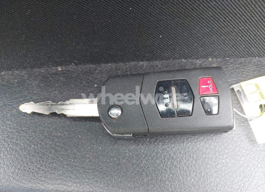 Photo 11 of 2012 Mazda Mazda3 I SPORT (VIN JM1BL1UGXC1519939)
