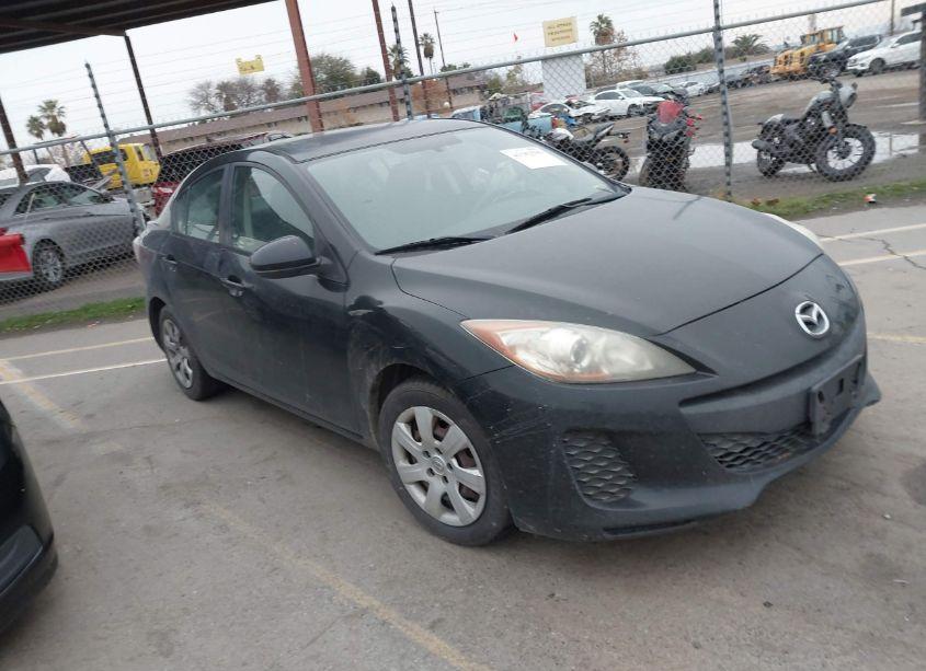 2012 Mazda Mazda3 I SPORT (VIN JM1BL1UGXC1523697) main photo