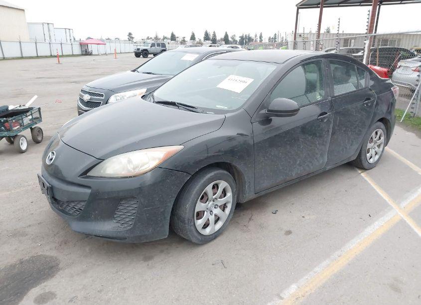 Photo 2 of 2012 Mazda Mazda3 I SPORT (VIN JM1BL1UGXC1523697)