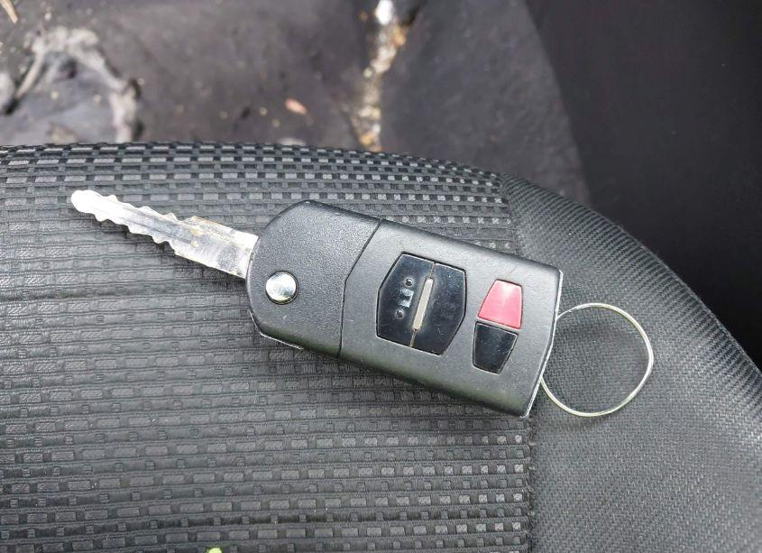 Photo 11 of 2013 Mazda Mazda3 I SPORT (VIN JM1BL1UP4D1755133)