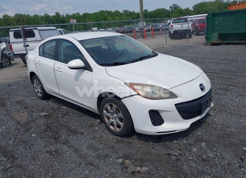 2013 Mazda Mazda3 I SPORT (VIN JM1BL1UP4D1790142) main photo