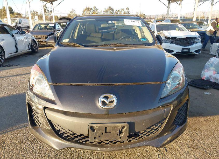 Photo 13 of 2013 Mazda Mazda3 I SPORT (VIN JM1BL1UP5D1759885)
