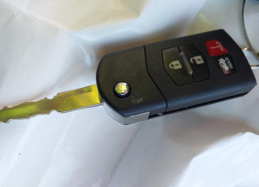 Photo 11 of 2013 Mazda Mazda3 I SPORT (VIN JM1BL1UP6D1852270)