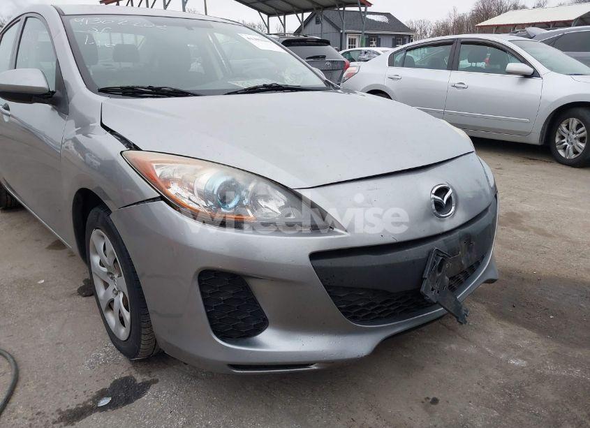 Photo 6 of 2013 Mazda Mazda3 I SPORT (VIN JM1BL1UP7D1749469)