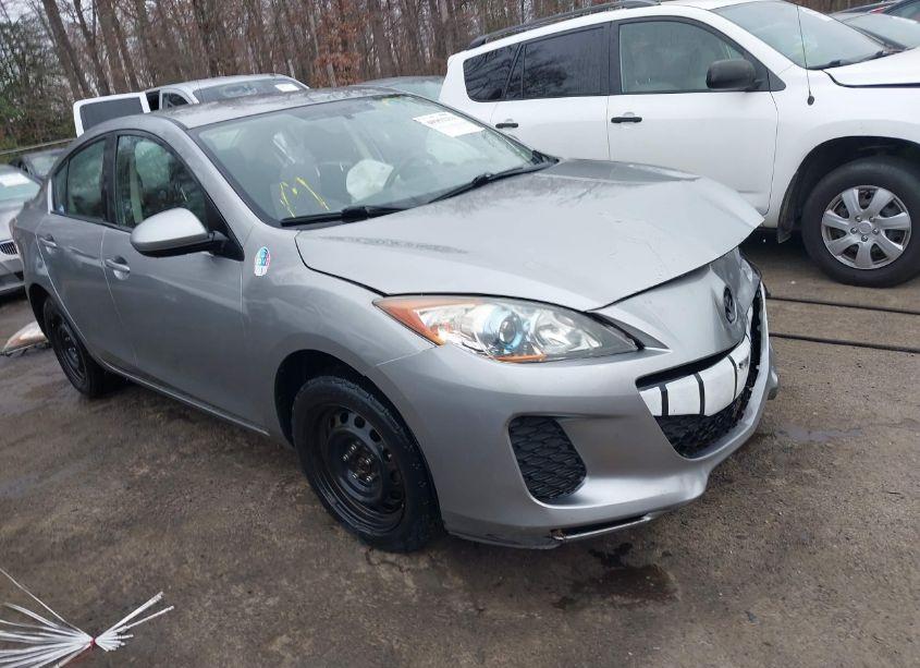 2013 Mazda Mazda3 I SPORT (VIN JM1BL1UPXD1756125) main photo