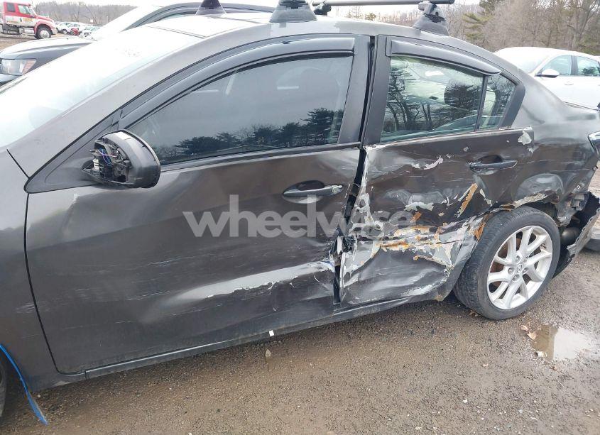 Photo 17 of 2012 Mazda Mazda3 S TOURING (VIN JM1BL1V54C1503006)