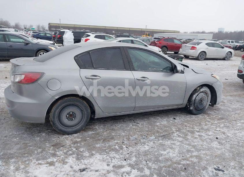 Photo 13 of 2012 Mazda Mazda3 S TOURING (VIN JM1BL1V6XC1508784)