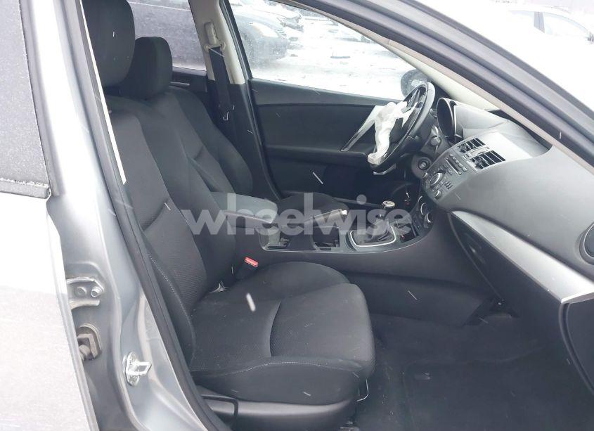 Photo 5 of 2012 Mazda Mazda3 S TOURING (VIN JM1BL1V6XC1508784)