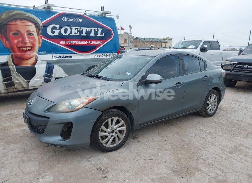 Photo 2 of 2012 Mazda Mazda3 I TOURING (VIN JM1BL1V70C1556271)