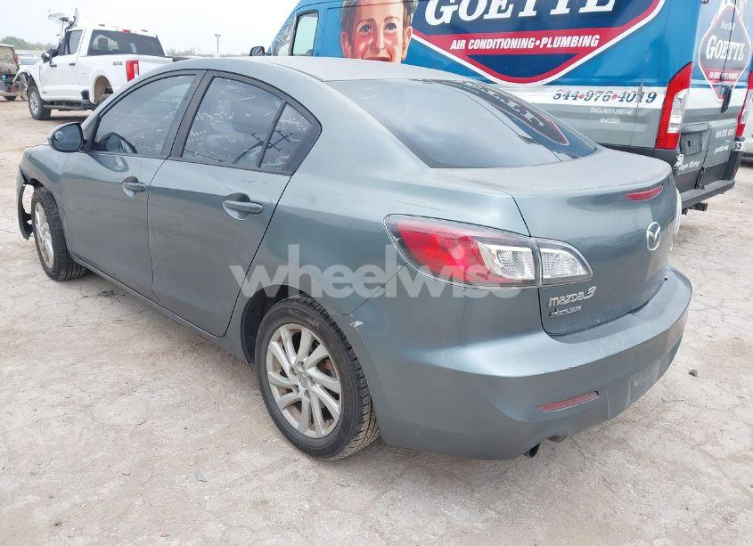 Photo 3 of 2012 Mazda Mazda3 I TOURING (VIN JM1BL1V70C1556271)