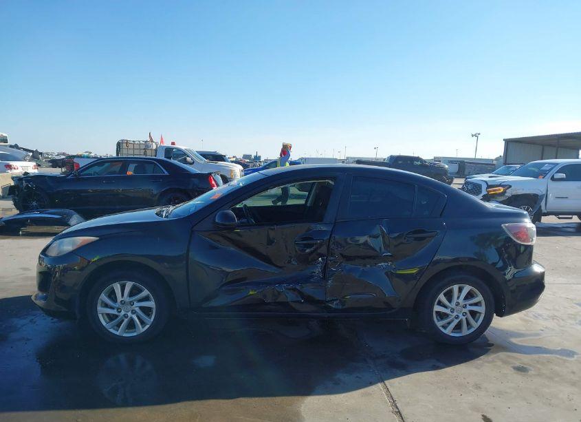 Photo 13 of 2012 Mazda Mazda3 I TOURING (VIN JM1BL1V70C1589447)