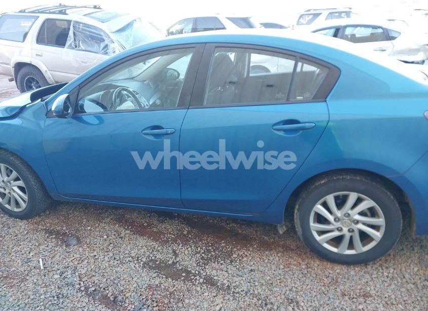 Photo 14 of 2012 Mazda Mazda3 I TOURING (VIN JM1BL1V71C1633228)