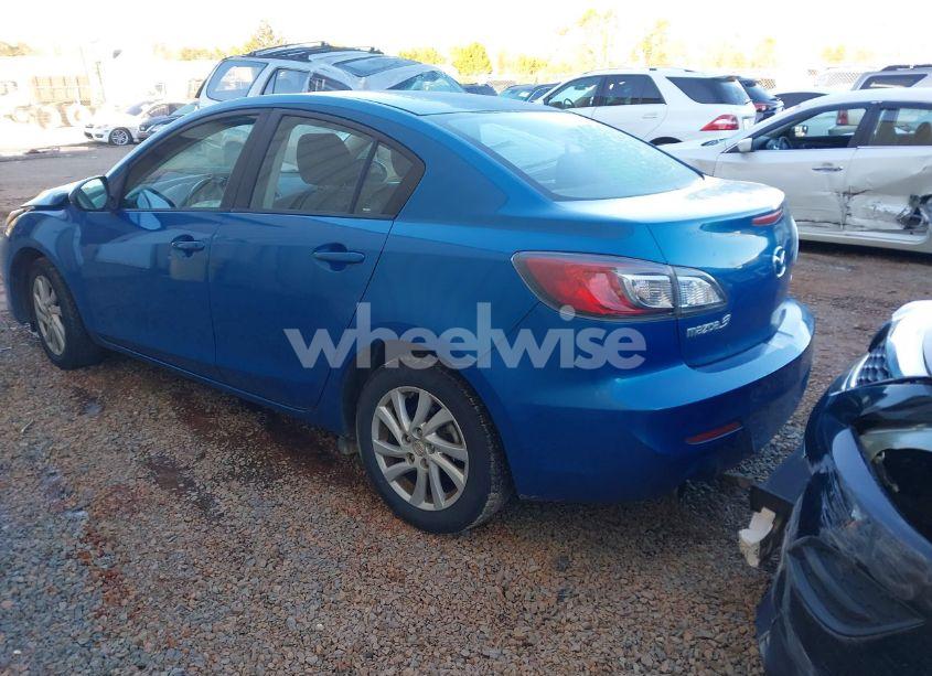 Photo 3 of 2012 Mazda Mazda3 I TOURING (VIN JM1BL1V71C1633228)
