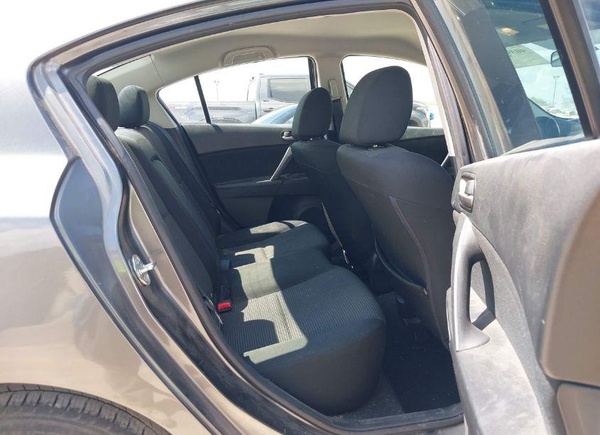 Photo 8 of 2012 Mazda Mazda3 I TOURING (VIN JM1BL1V71C1664754)