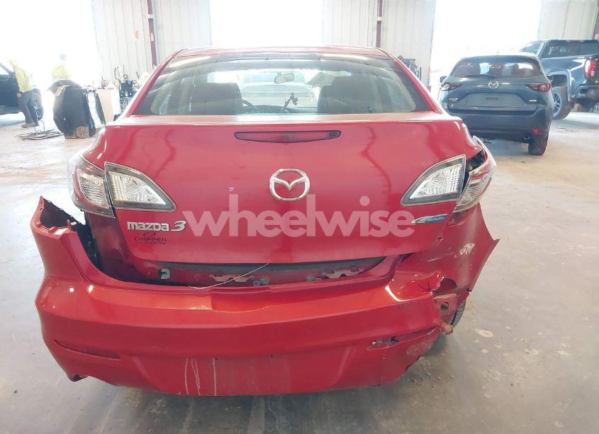 Photo 16 of 2013 Mazda Mazda3 I TOURING (VIN JM1BL1V71D1806487)