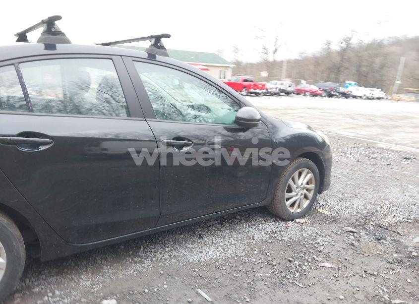 Photo 17 of 2012 Mazda Mazda3 I TOURING (VIN JM1BL1V72C1552321)