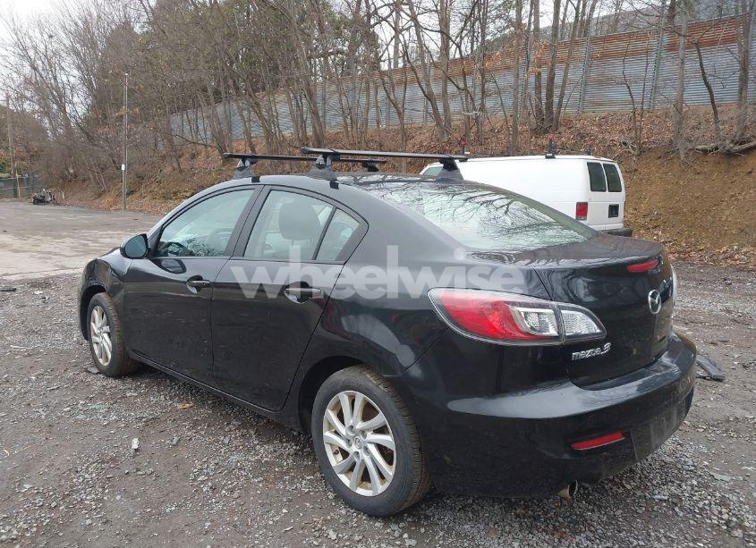Photo 3 of 2012 Mazda Mazda3 I TOURING (VIN JM1BL1V72C1552321)