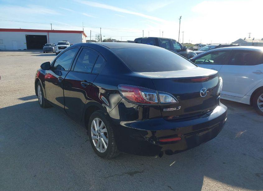 Photo 3 of 2012 Mazda Mazda3 I TOURING (VIN JM1BL1V72C1681188)