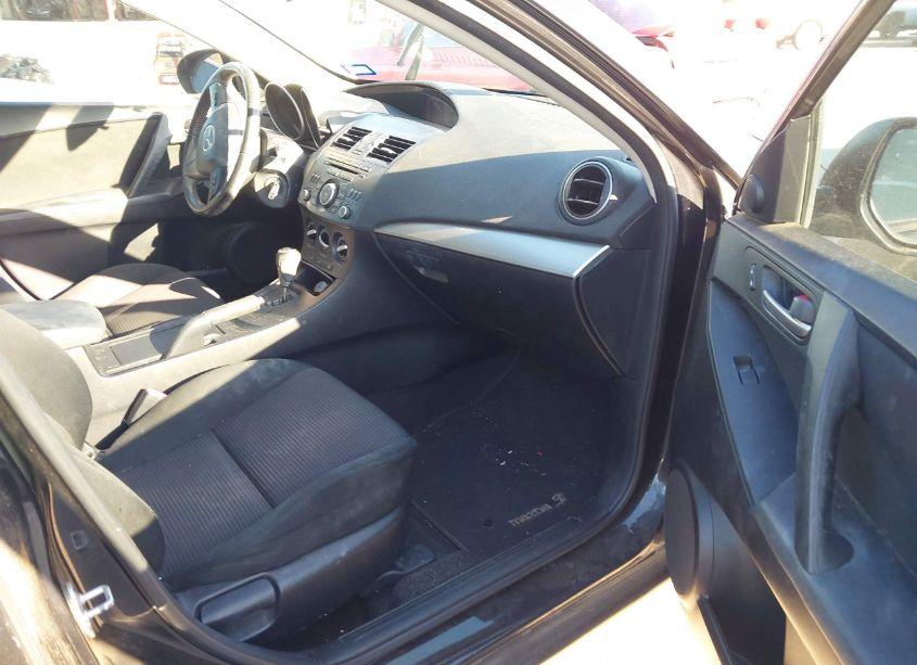 Photo 5 of 2012 Mazda Mazda3 I TOURING (VIN JM1BL1V72C1681188)