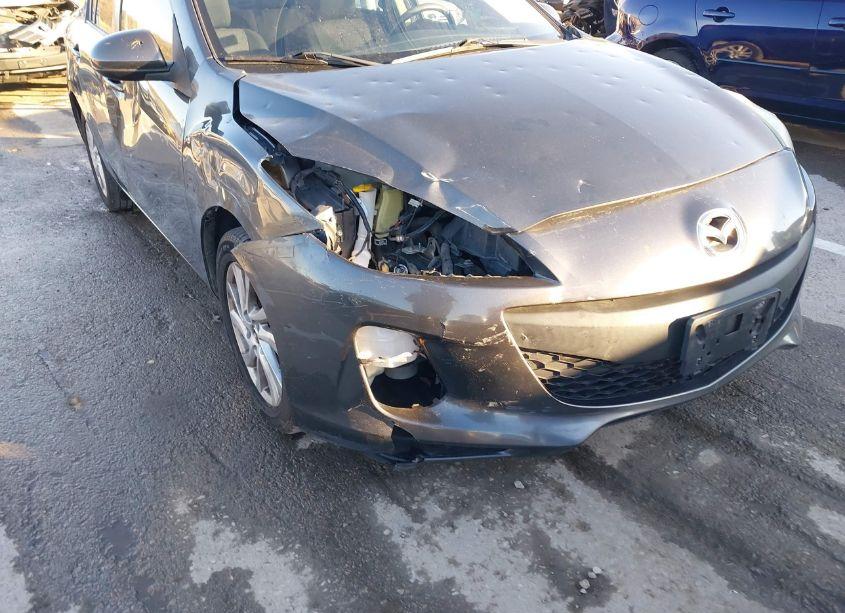 Photo 6 of 2013 Mazda Mazda3 I TOURING (VIN JM1BL1V72D1821970)