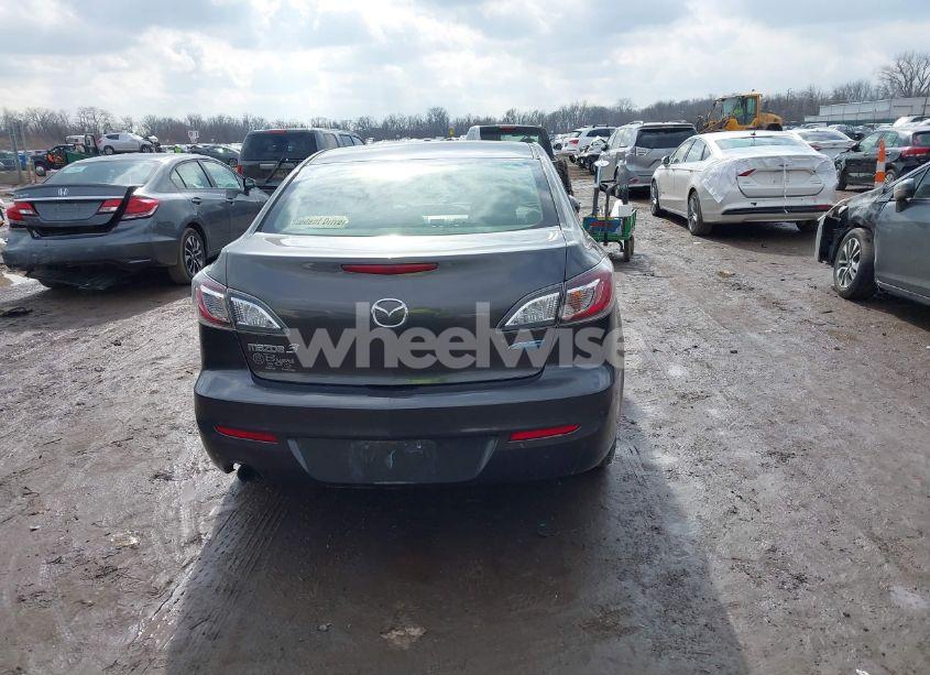 Photo 16 of 2012 Mazda Mazda3 I TOURING (VIN JM1BL1V73C1687131)