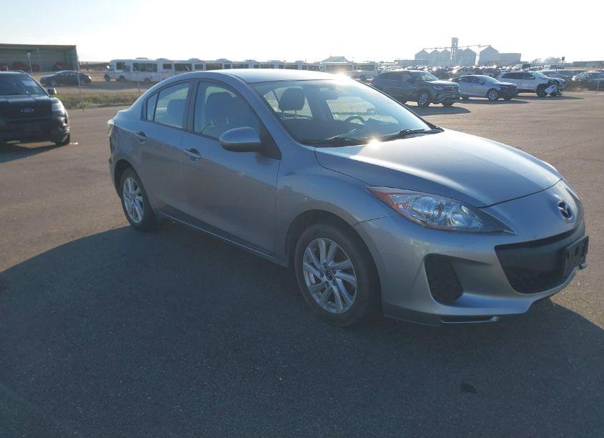 2013 Mazda Mazda3 I TOURING (VIN JM1BL1V73D1818303) main photo