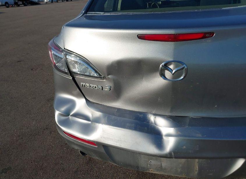 Photo 6 of 2013 Mazda Mazda3 I TOURING (VIN JM1BL1V73D1818303)