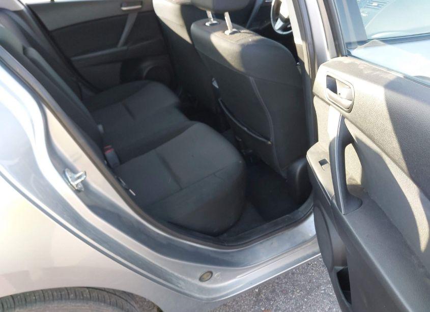 Photo 8 of 2013 Mazda Mazda3 I TOURING (VIN JM1BL1V73D1818303)