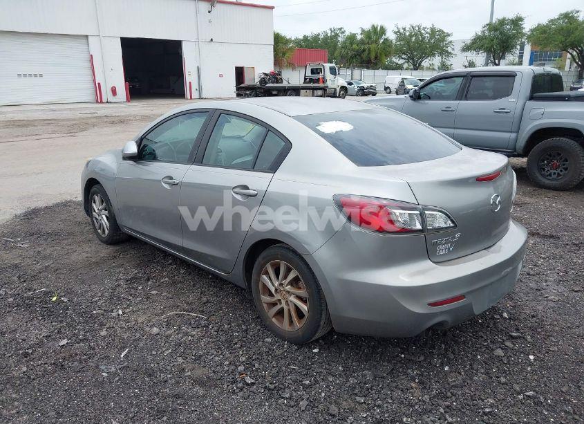 Photo 3 of 2012 Mazda Mazda3 I TOURING (VIN JM1BL1V74C1566172)