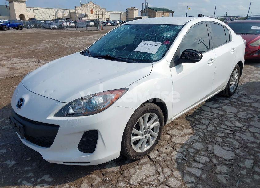 Photo 2 of 2013 Mazda Mazda3 (VIN JM1BL1V74D1801364)