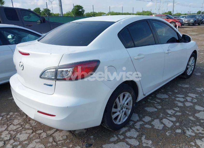 Photo 4 of 2013 Mazda Mazda3 (VIN JM1BL1V74D1801364)