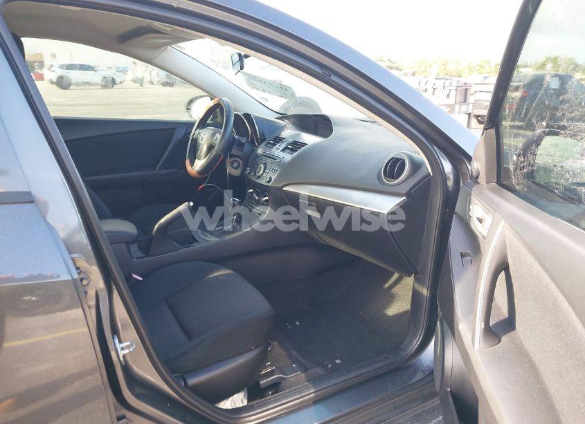 Photo 5 of 2012 Mazda Mazda3 I TOURING (VIN JM1BL1V75C1567122)