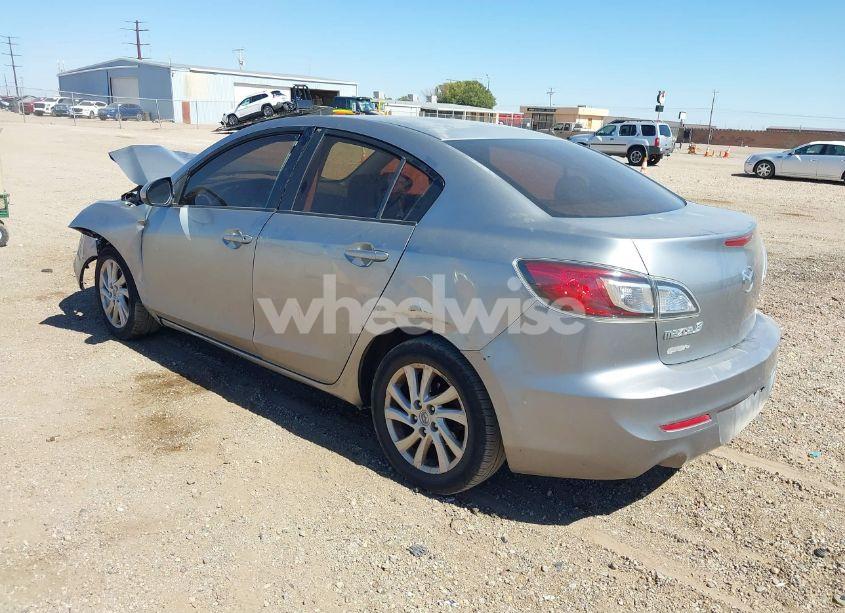 Photo 3 of 2012 Mazda Mazda3 I TOURING (VIN JM1BL1V75C1581490)