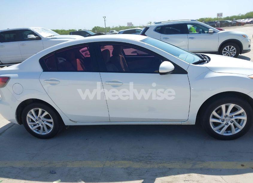 Photo 13 of 2012 Mazda Mazda3 I TOURING (VIN JM1BL1V75C1617727)