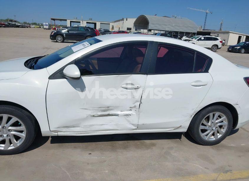 Photo 14 of 2012 Mazda Mazda3 I TOURING (VIN JM1BL1V75C1617727)