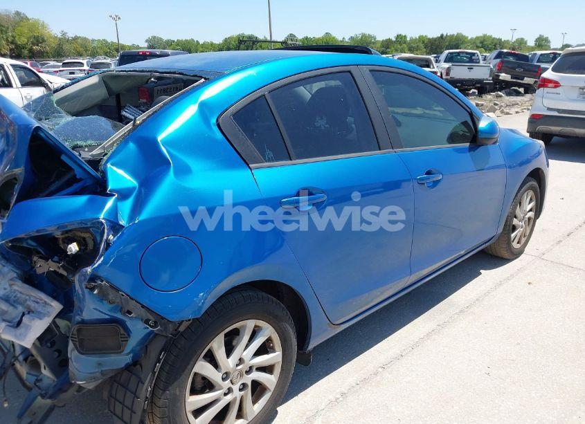 Photo 4 of 2012 Mazda Mazda3 I TOURING (VIN JM1BL1V75C1669505)